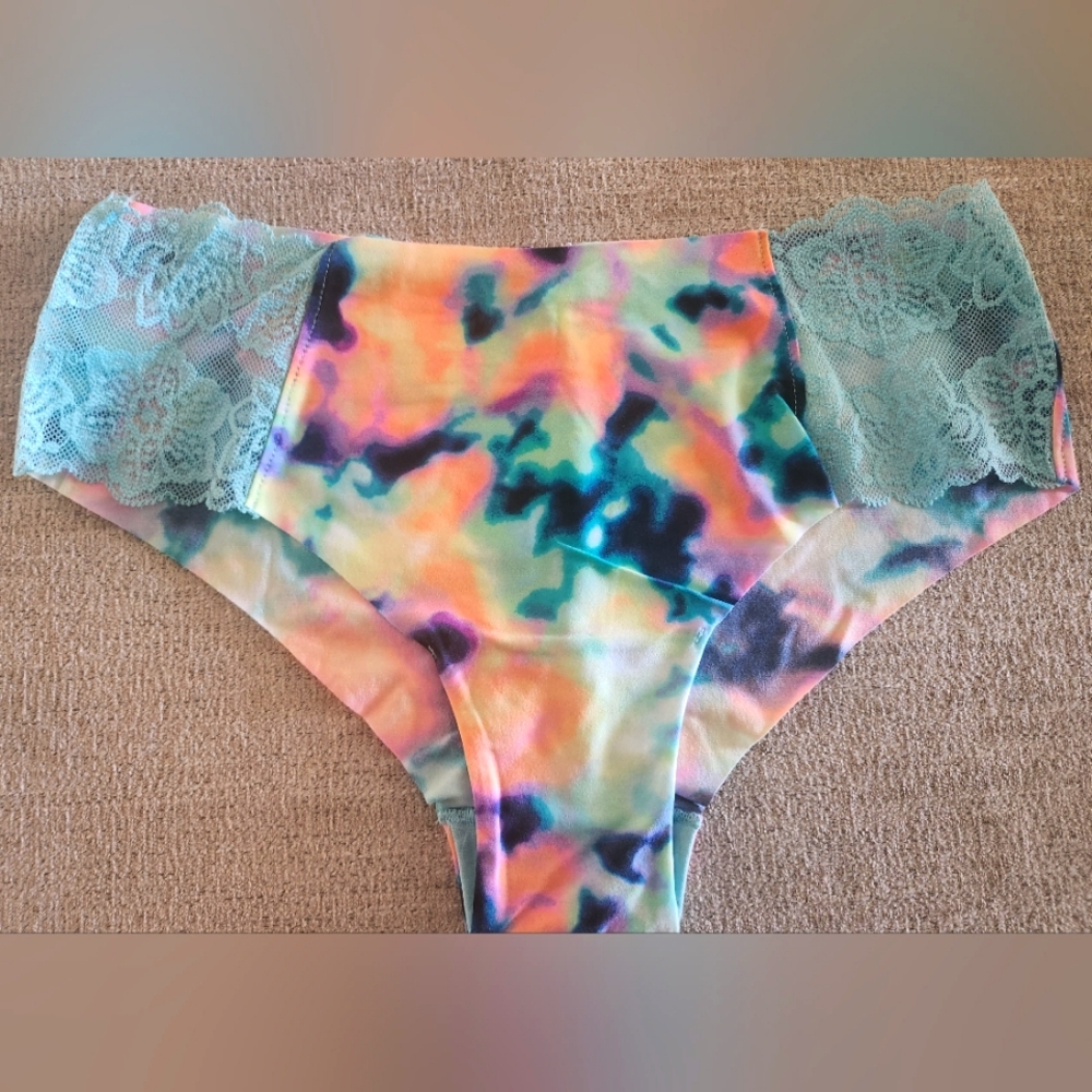 3/$10 NWT Victoria's Secret PINK Tye Dye Cheekster sz L